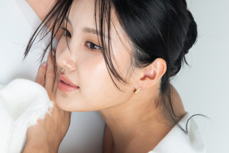 800px 큐빅메탈양면 원터치 귀걸이 KCJ 7349